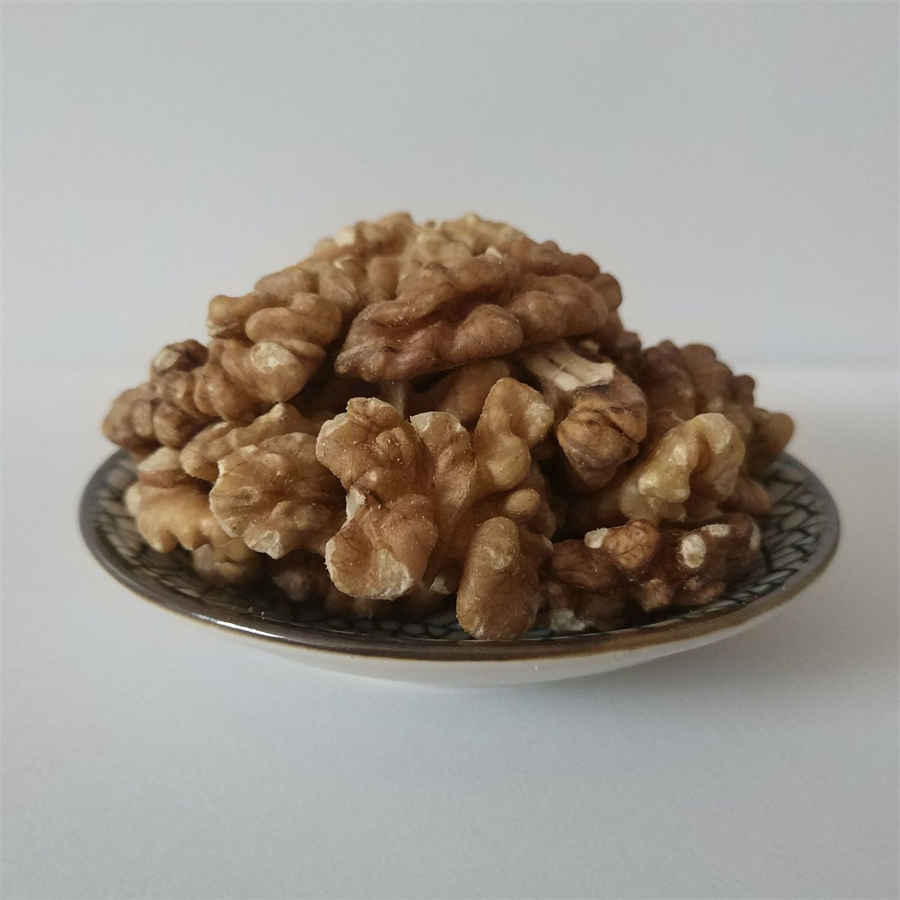 丝瓜根的功效与作用(丝瓜根治疗鼻炎做法) 丝瓜根有什么作用丝瓜根熬水喝有什么作用 丝瓜根的功效与作用(丝瓜根治疗鼻炎做法) 丝瓜根有什么作用丝瓜根熬水喝有什么作用