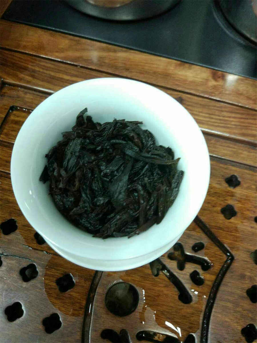 黄芪泡水一次放多少功效好?中药材使用方法中药材的正确吃法 黄芪泡水一次要放多少 黄芪泡水一次放多少功效好?中药材使用方法中药材的正确吃法 黄芪泡水一次要放多少