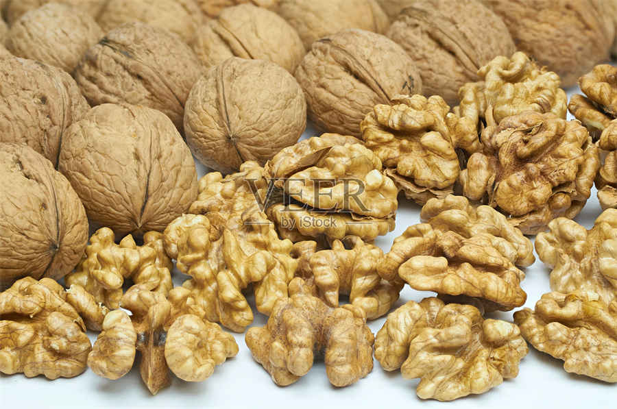 正缘桃花几朵好,八字里厉害的桃花 正缘桃花几朵好,八字里厉害的桃花
